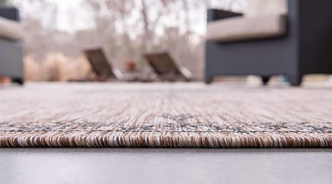 Unique Loom Outdoor Traditional Collection Area Rug - Antique (5' 1" x 8' Rectangle, Beige/ Black)
