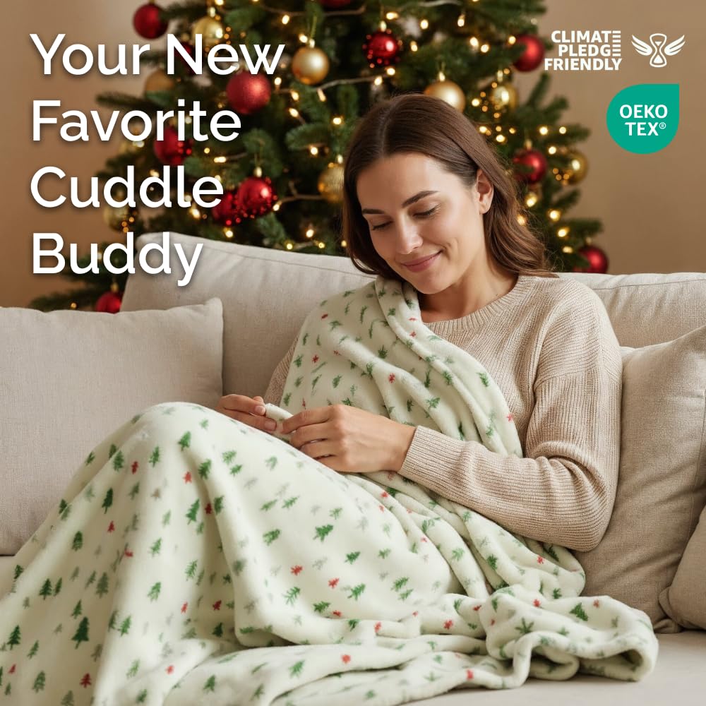 Ultra Soft Fleece Blanket Throw Size - Christmas Flannel Fleece Luxury Throw Blanket - Lightweight Throw for Couch, Bed, Chair - Warm & Breathable - Cozy Microplush Bedding - Christmas Trees