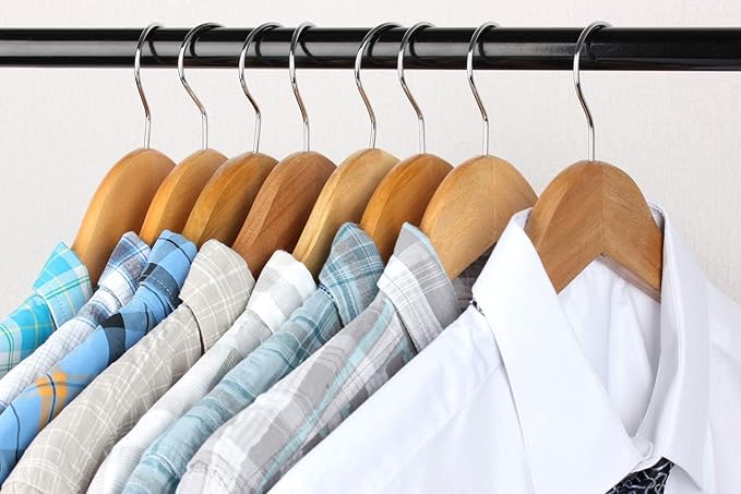 AMKUFO Wooden Hangers 20 Pack Wood Suit Hangers Non Slip Wooden Coat Hangers with Smooth Fnish Cut Notches 360° Swivel Hook Clothes Hangers for Jeans Pants Jackets Shirts Dresses, Natural