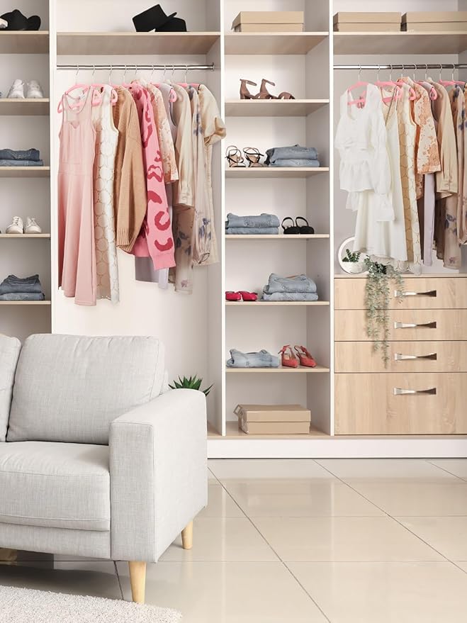 HOUSE DAY Pink Velvet Hangers 60 Pack, Luxury Felt Hangers Non Slip Space Saving Pink Clothes Hanger Heavy Duty Coat Hanger, No Shoulder Bump Focked with 360° Swivel Hook for Closet