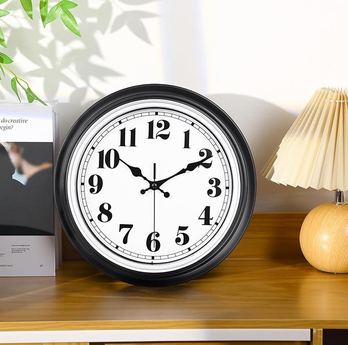 zyzamay 12 Inch Retro Wall Clock, Easy to Read Non-Ticking Round Classic,Quartz Battery Operated Wall Clocks,Decorative for Living Room,Bedroom,Kitchen,Office(Silver)