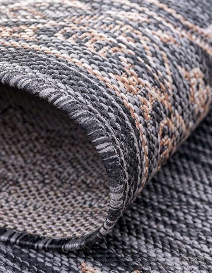 Unique Loom Outdoor Traditional Collection Area Rug - Antique (2' 7" x 10' Runner, Charcoal Gray/ Natural)