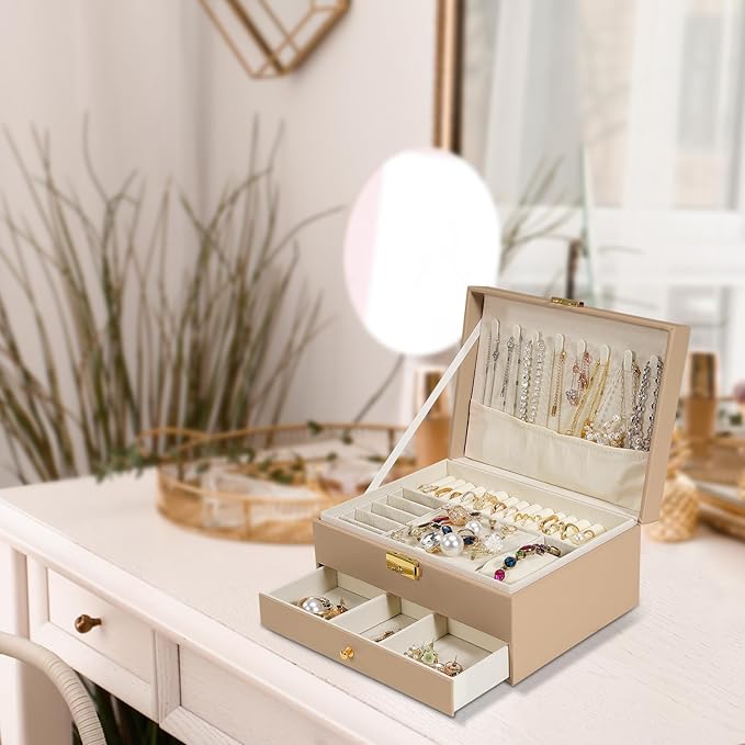 2-Layer Jewelry Box for Women, Jewelry Organizers and Storage with Removable Jewelry Tray, Vintage Quilted Top Lockable Jewelry Holder Gift Box for Girl