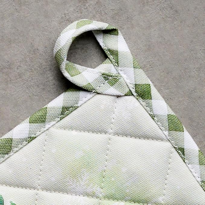 Maison d' Hermine Pot Holders 100% Cotton Heat Resistant Potholders 8" x 8" Hot Pads with Loop for Thanksgiving Christmas Decorations BBQ Cooking Baking Handling Hot Pans (Pack of 1, Winter Mornings)