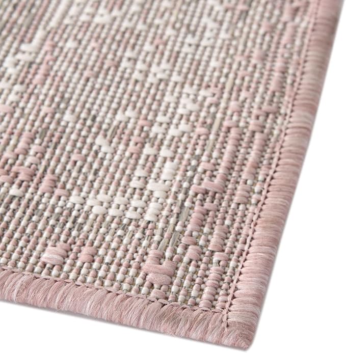 Unique Loom Outdoor Traditional Collection Area Rug - Valeria (4' 1" x 6' 1" Rectangle, Pink/ Ivory)