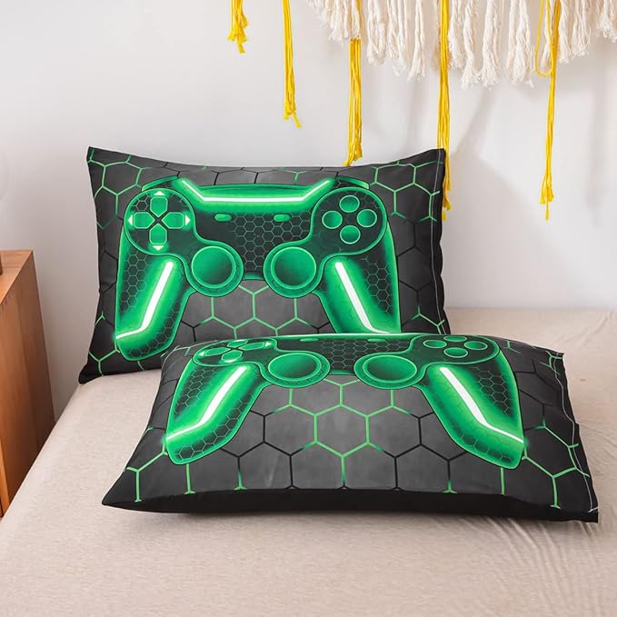 NTBED Game Console Comforter Set for Boys Girls Kids Geometric Lightweight Microfiber Bedding Sets (Green, Queen)