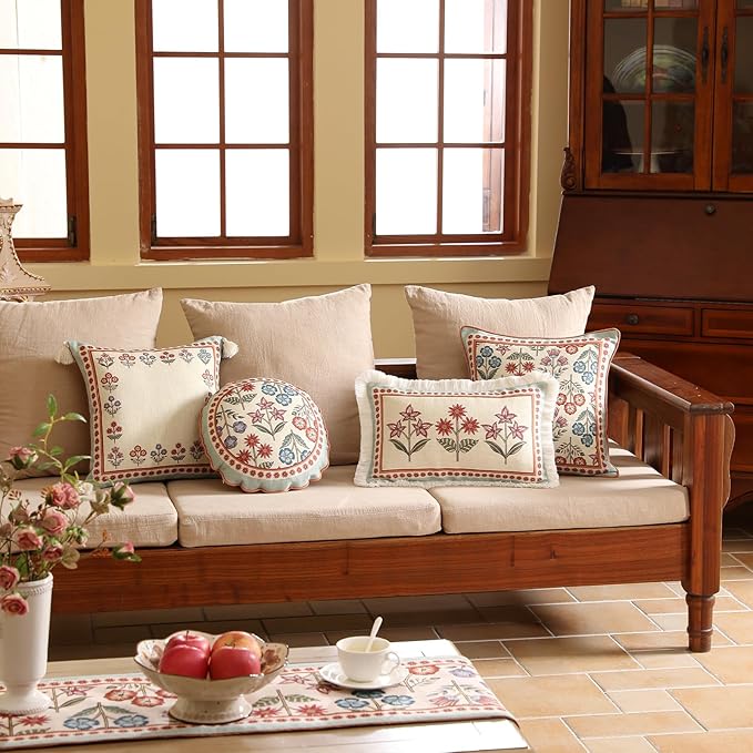 Throw Pillow Covers Set of 4,Cottage Rustic Farmhouse with Wild Flowers Pattern Linen Pillowcases,Decor Lumbar Square Round Pillows Cushion Cover for Couch Sofa Bed Chair Car