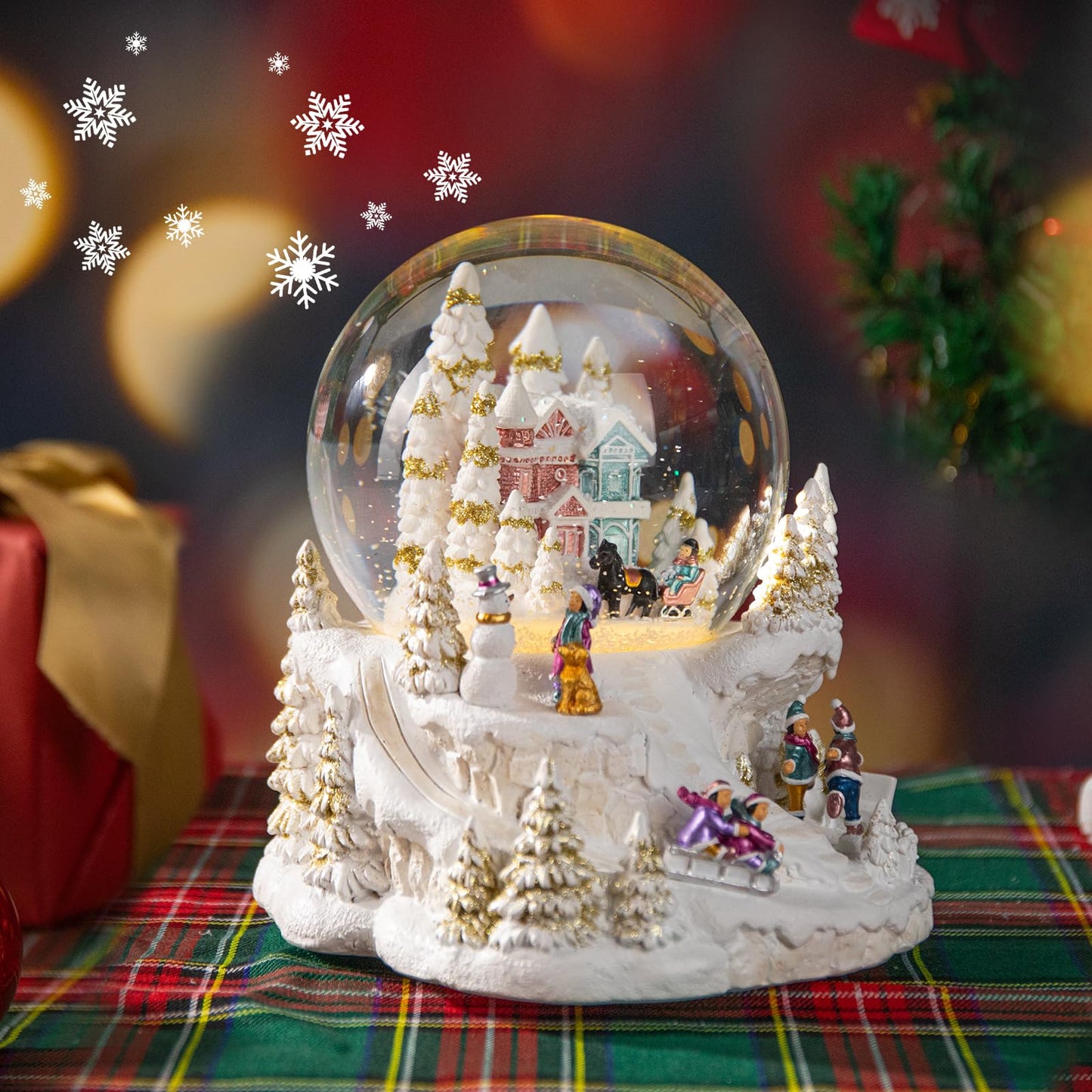 MUMTOP Christmas Snow Globes, Snow Globes Christmas with Musical Battery Operated LED Lights Glittering Water Globes Winter for Holiday Home Indoor Christmas Decorations and Gifts