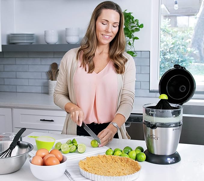 Vinci Hands Free Electric Citrus Juicer, 1-Button Juicer Machine, Orange Lime Grapefruit Lemon Squeezer, Easy to Clean Orange Juicer Squeezer, Black/Stainless Steel