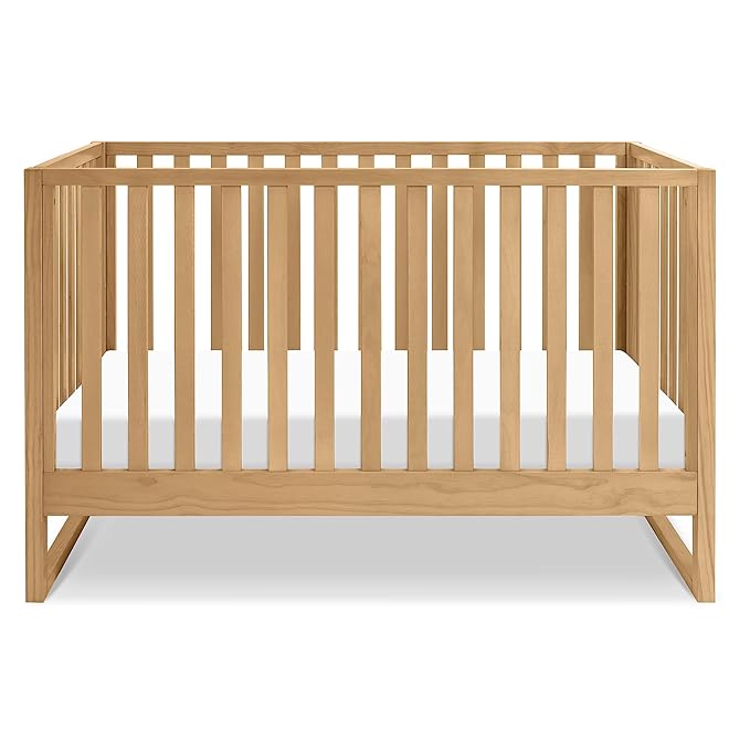 daVinci Hunter 3-in-1 Convertible Baby Crib - GREENGUARD Gold Certified - Wood Baby Crib Convertible to Toddler Bed & Daybed - Brown Crib w/ 4 Adjustable Heights - Easy Assembly Crib to Bed - Honey