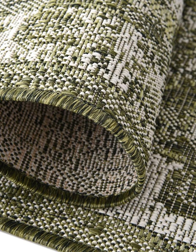 Unique Loom Outdoor Traditional Collection Area Rug - Valeria (5' 3" x 8' Rectangle, Green/ Light Green)