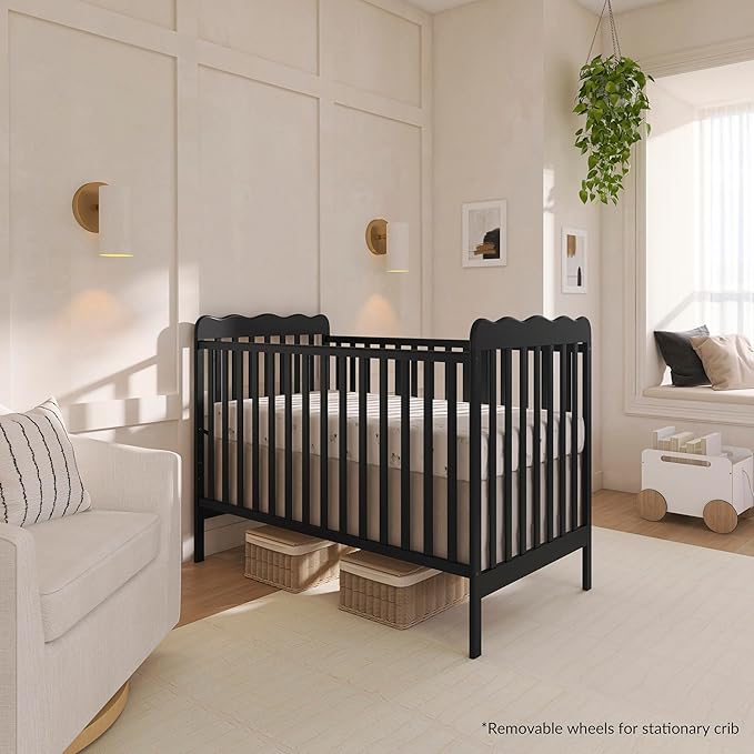 Dream On Me Carson Classic 3-in-1 Convertible Crib in Black