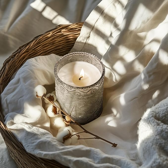 LA JOLIE MUSE Scented Candle, Scented Candles for Home, Linen Scented Candle, 6 oz 40 Hour Burn Time, Candle Gifts for Women & Men
