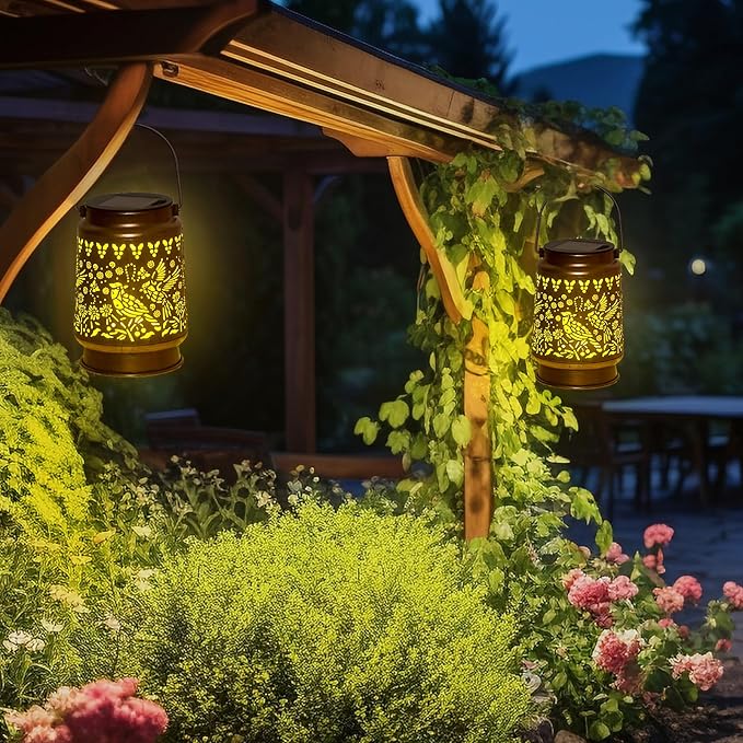 Styleonme Cardinals Lover Solar Light, Mother's Day Lantern Gift for Mom Grandma Women Sister, Hanging Image Cardinals Lanterns, Yard Corridor Garden Decor, Thanksgiving Day, Birthday Gifts