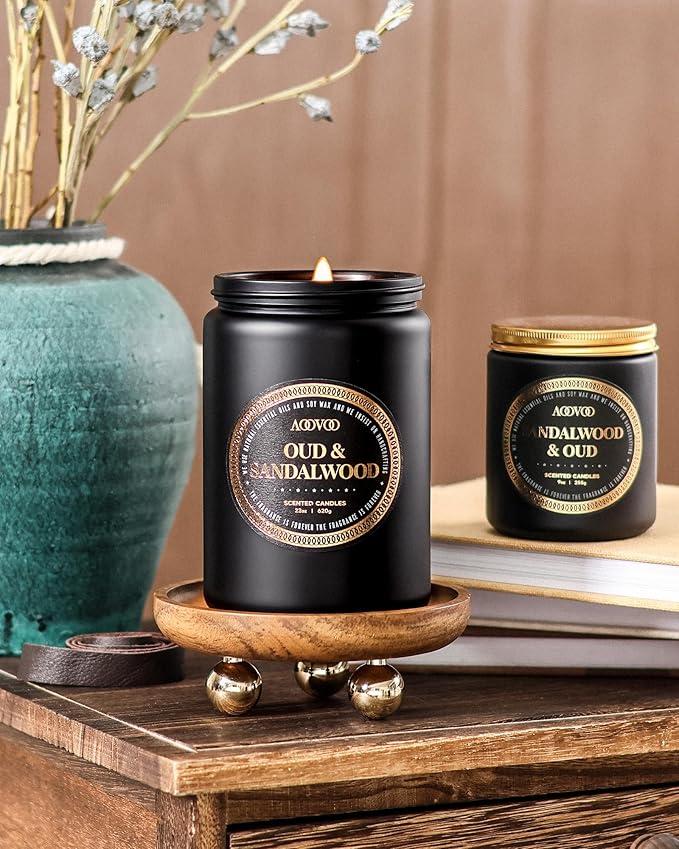 AOOVOO Scented Candles for Men - Large 22oz 120 Hours of Burn Time, Oud & Sandalwood Candles for Home Scented | Crackling Wood Wick Soy Candle | Strong Fragranced Black Candle Gift for Women & Men
