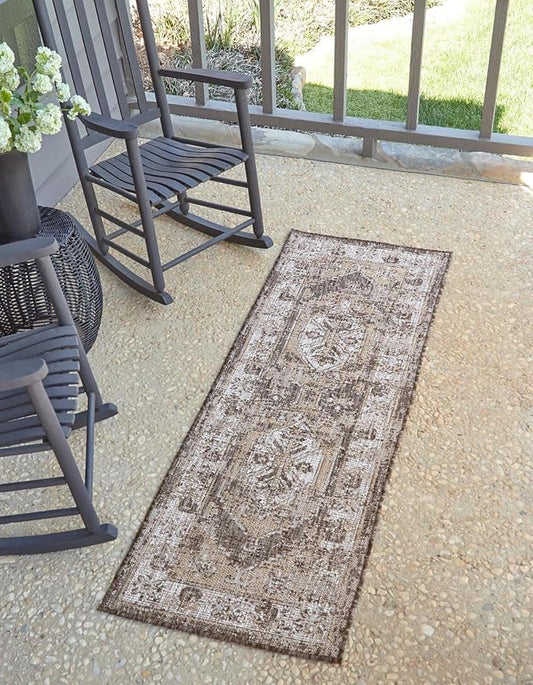 Unique Loom Outdoor Traditional Collection Area Rug - Valeria (2' x 5' Runner Charcoal/Natural)