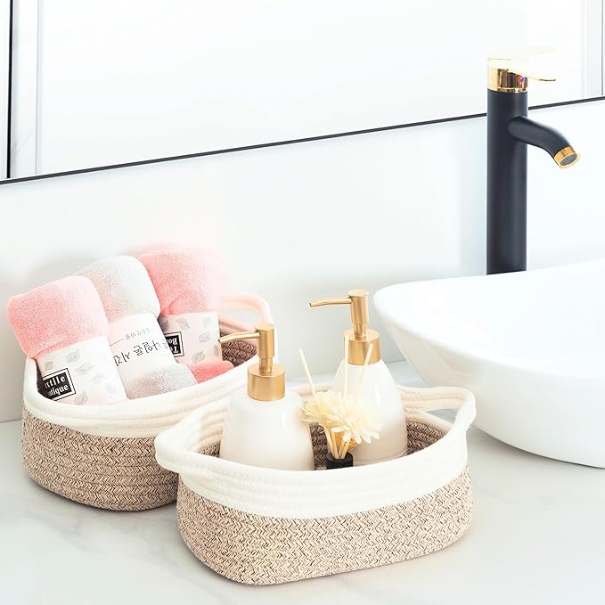 MINTWOOD Design 5-Piece Small Decorative Woven Storage Baskets Set for Shelves, Bathroom, Pantry and Nightstand Organizer, Catch All Tray for Organizing Gifts, Dog and Cat Toys, Light Brown