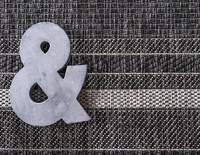 Unique Loom Outdoor Border Collection Area Rug - Soft Border (4' 1" x 6' 1" Rectangle, Black/ Ivory)