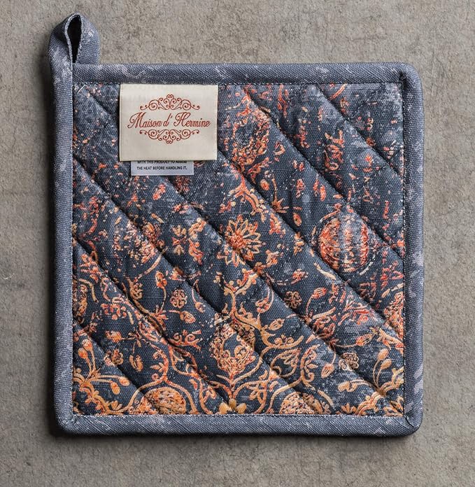 Maison d' Hermine Pot Holders Set 100% Cotton Heat Resistant Potholders 8" x 8" Hot Pads with Loop for Thanksgiving Christmas Decorations BBQ Cooking Baking Handling Hot Pans (Pack of 2, Imperfection)