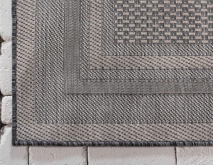 Unique Loom Outdoor Border Collection Area Rug - Soft Border (5' 3" x 8' Rectangle, Black/ Ivory)