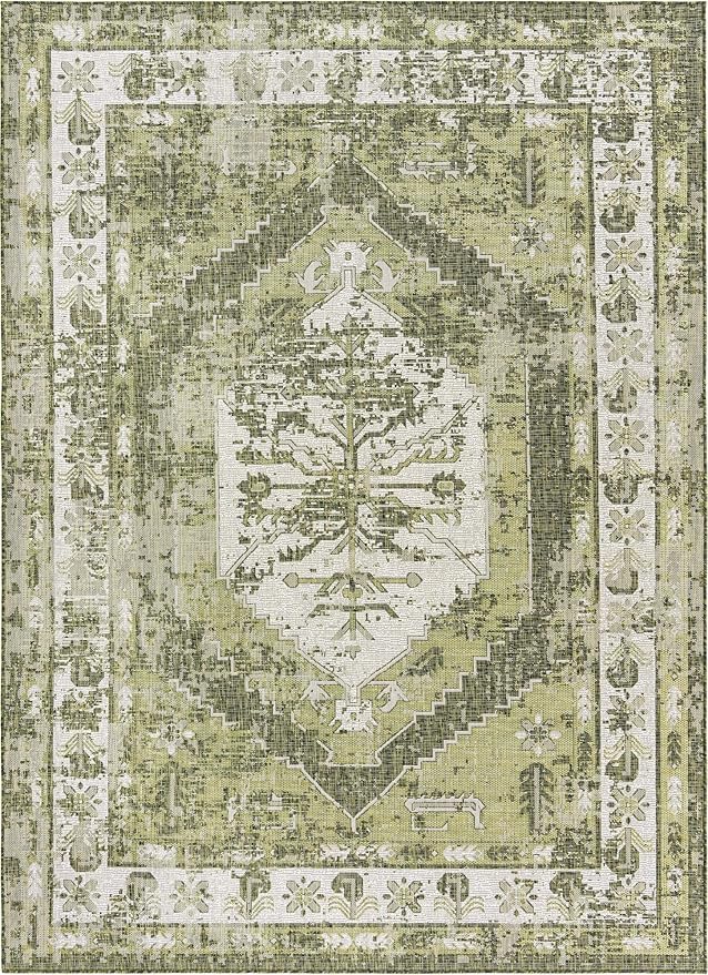 Unique Loom Outdoor Traditional Collection Area Rug - Valeria (7' 10" x 11' Rectangle, Green/ Light Green)