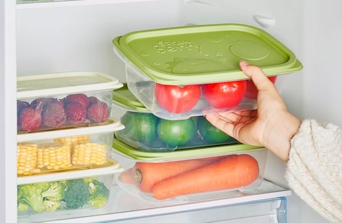 Plastic Food Storage Container Set, 4 Containers with Lids, Assorted Colors (RECTANGULAR GREEN) The set includes containers of various sizes - 260 ml, 550 ml, 1100 ml, and 2000 ml -