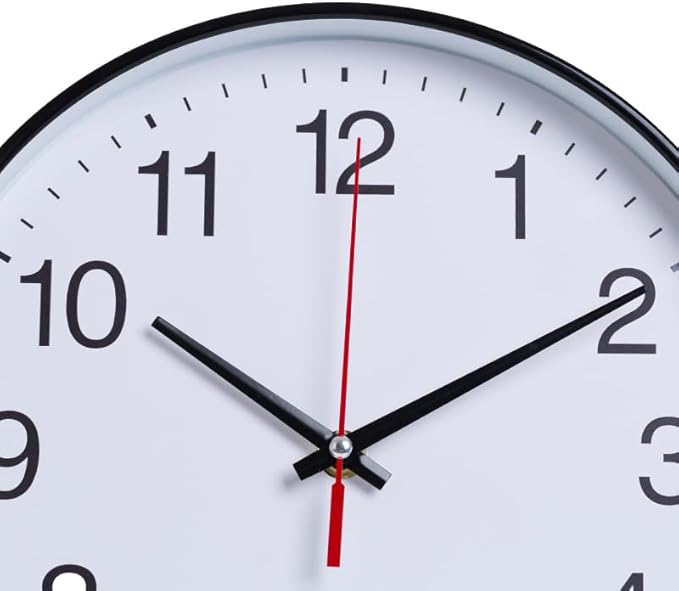 Material: Plastic frame Dampproof glass lens Minimalist Design: Approx. 10 inch diameter, 2.5cm deep Black