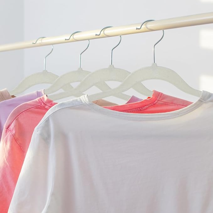 10 Pack Velvet Hangers - Non-Slip and Space-Saving Closet Organizers - Durable Soft-Touch, White Hangers for Clothes, Coats, and Wardrobe Essentials Luxury, Ganchos De Ropa, Gift