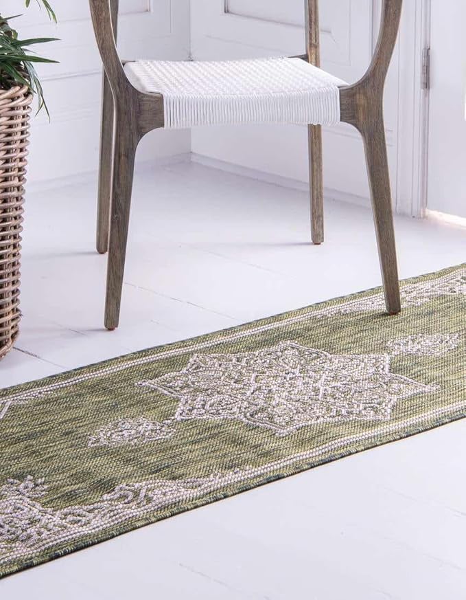 Unique Loom Outdoor Traditional Collection Area Rug - Antique (2' x 8' Runner Green/Ivory)