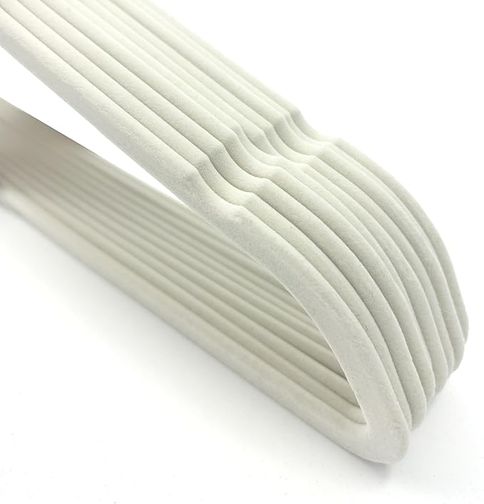 10 Pack Velvet Hangers - Non-Slip and Space-Saving Closet Organizers - Durable Soft-Touch, White Hangers for Clothes, Coats, and Wardrobe Essentials Luxury, Ganchos De Ropa, Gift