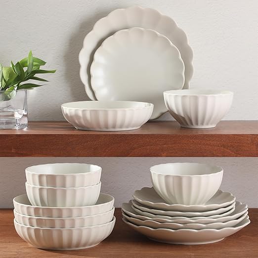 Gibson Elite Malibu Shore 16 Piece Scallop Stoneware Reactive Glaze (Service for 4) Ceramic Plates and Bowls Dinnerware Set - Cream White