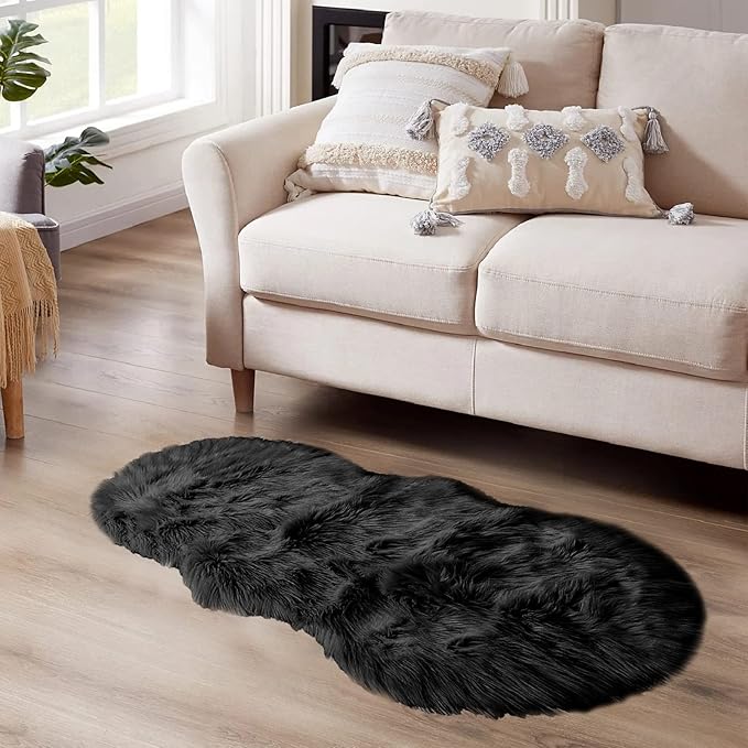 Latepis Black Faux Sheepskin 2x4 Shag Rug for Bedroom Fluffy Faux Fur Rug Non-Slip Throw Rugs for Living Room Fuzzy Rugs for Dorm Pet Mats Luxury Home Décor