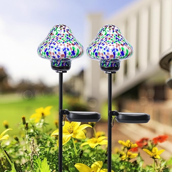 Bshine Mushroom Solar Outdoor Lights, Mosaic Mushroom Solar Lights Hand-Blown Glass Waterproof Metal Stakes Decorate Garden, Outdoor Yard Decor Backyard, Pathway, Porch and Lawn Ornaments 2 Pack