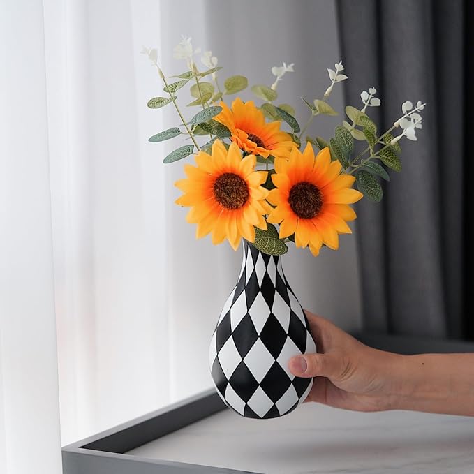 Black and White Decorative Vase for Home Decoration,Plaid Living Room Flower Vase Simple Modern Home Decoration Ornament Desktop Study Decorative Flower Arrangement