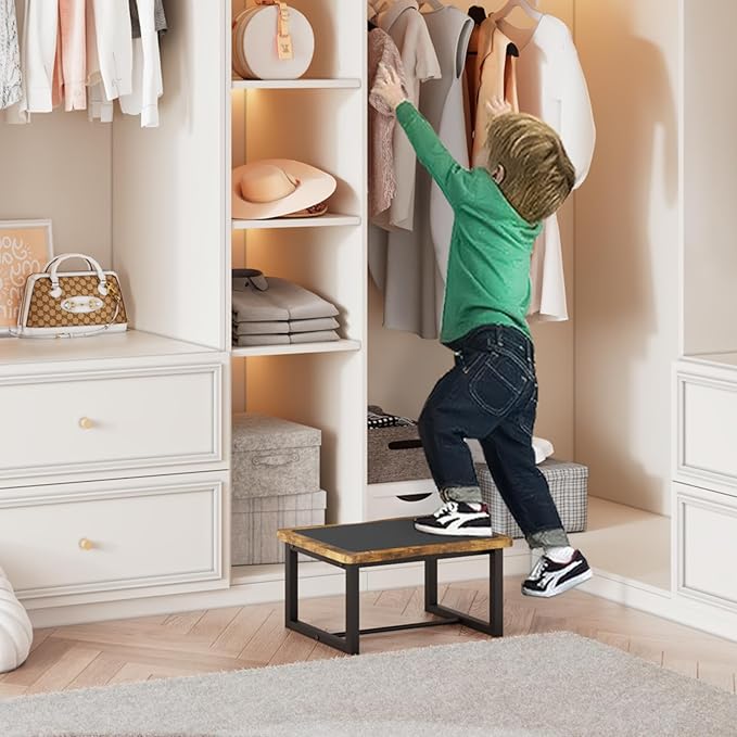 Wooden Step Stool with Non-Slip mat,Bed Steping Stool for Adult Hold up to 500lbs，Wood One Step for Kitchen, Bedroom, Living Room, Bathroom… (Brown)