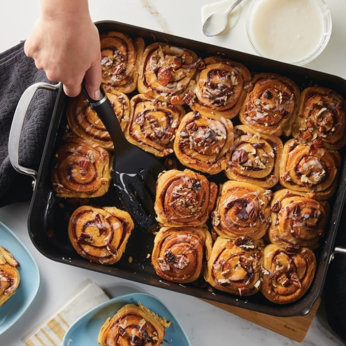 KitchenAid Hard Anodized Roasting Pan/Roaster with Removable Rack, 13 Inch x 15.75 Inch, Matte Black