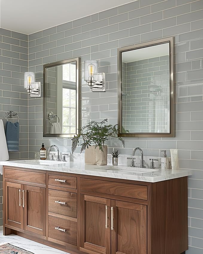 Bathroom Vanity Light Chrome, HWH Modern Wall Lighting Over Mirror, 1-Light Wall Sconce with Clear Glass Shade for Bathroom, Powder Room, Dressing Table, 5HLT63B CH