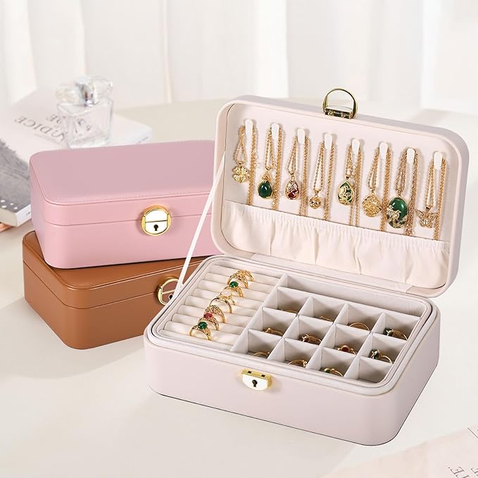 Travel Jewelry Case With Lock, 2-Layer PU Leather Jewelry Box for Women, Ring Box and Jewelry Organizer, Large Jewelry Travel Case,Best Gifts for Women for the Holidays(White)