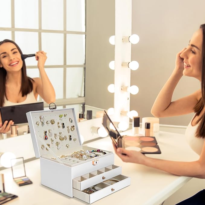 Jewelry Box, 3-Layer Jewelry Boxes for Women, Stud Earings Holder Jewelry Organizers and Storage with Removable Jewelry Tray, PU Leather Vintage Quilted Top Lockable Jewelry Holder Gift Idea