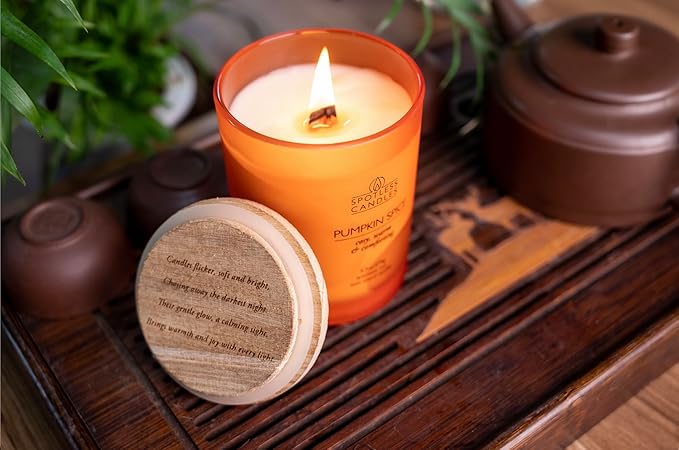 Pumpkin Spice Candle - 9.7 oz /275g Pumpkin Candle in Orange Frosted Glass Jar with Wooden Lid and Wooden Crackling Wick in Luxurious Gift Box - Cosy, Warm and Comforting