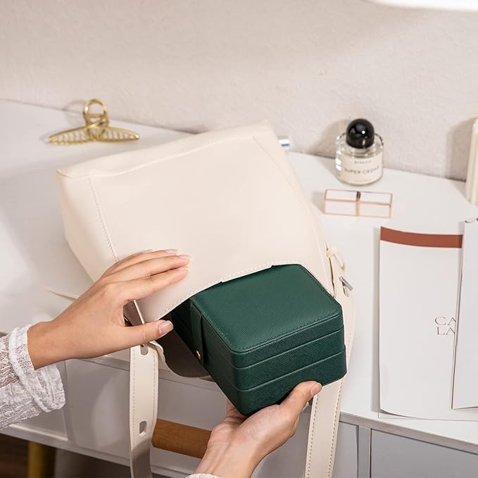 Jewelry Box for Women and Girls, PU Leather Made Jewelry Organizer, 3 Layers Jewelry Storage for Rings, Earings, Necklaces, Bracelets, Valentines Day Gifts (Green+Small)