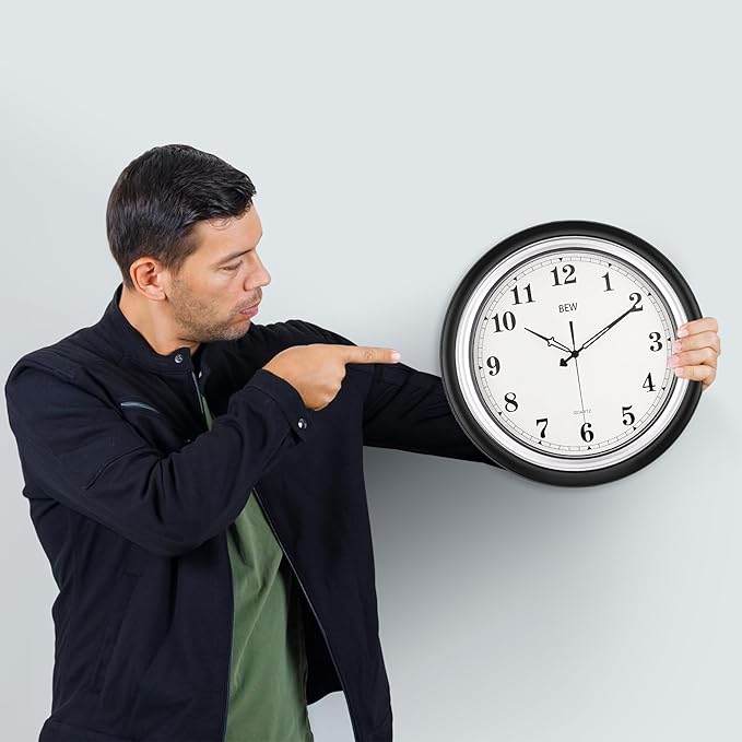 Black Wall Clocks, 18 in Large Wall Clocks Battery Operated, Retro Anolog Silent Vintage Decorative Wall Clock for Kitchen, Bathroom, Bedroom, Office, Living Room Decor-Black Silver