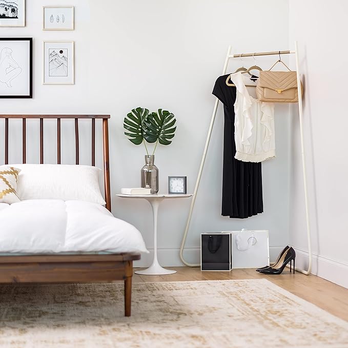 IRIS USA Stylish Corner Clothes Rack for Hanging Clothes, Easy to Assemble, Freestanding Metal Sturdy Garment Rack, Small Space Storage Solution, Modern Versatile Design, Boutique Style, White