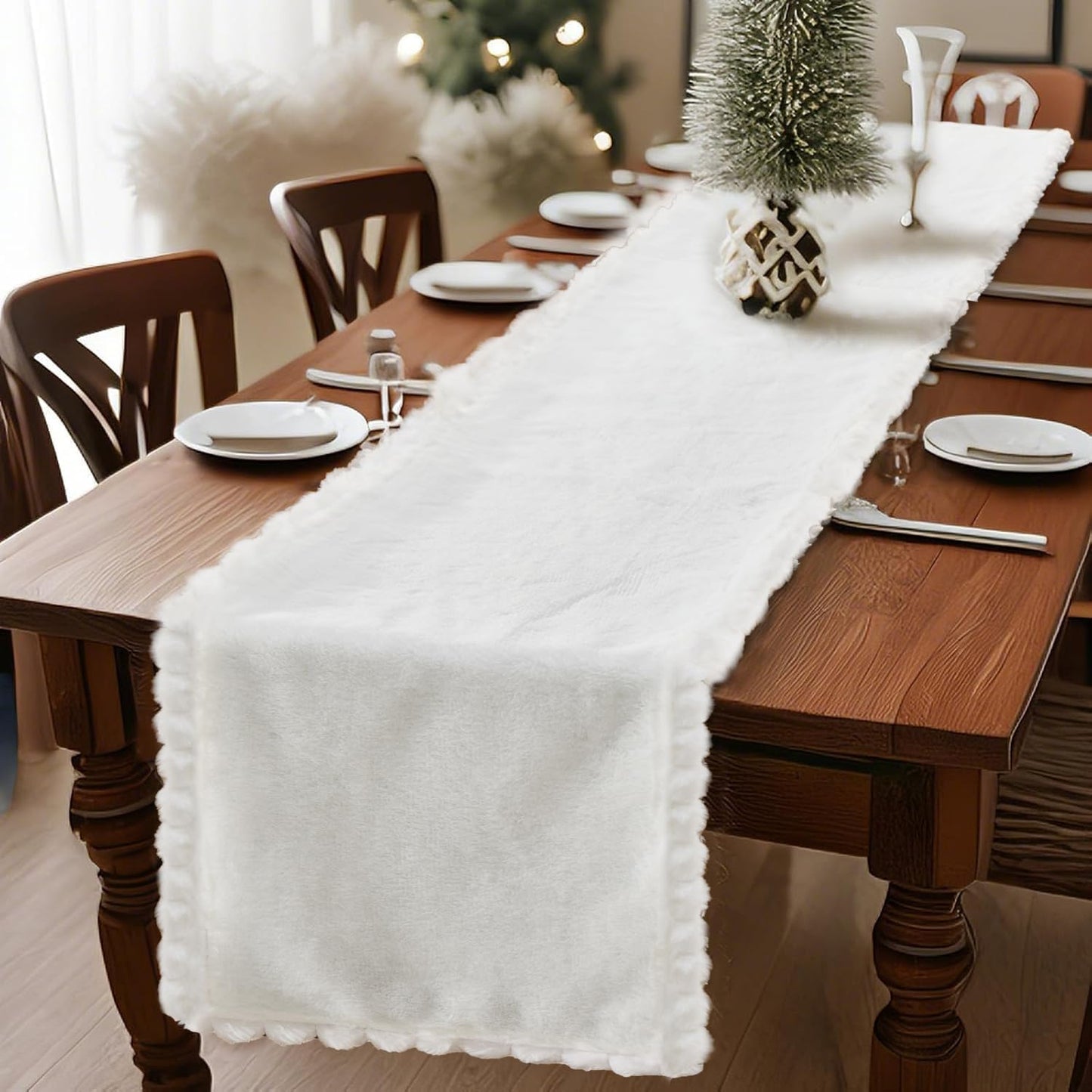 Baccessor White Faux Fur Table Runner, Thanksgiving Christmas Winter Fluffy Table Runner Home Kitchen Dinning Coffee Table Center Dressing Dresser Cover Party Indoor Decor 13x72 Inch