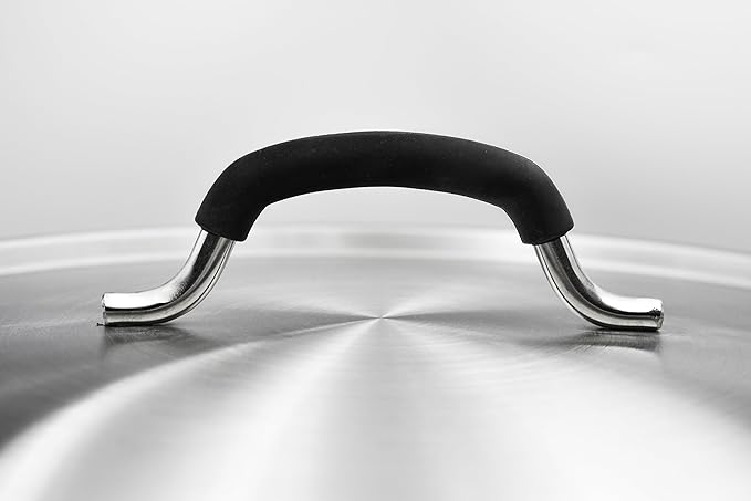 Northern Brewer - MegaPot Stainless Steel Brew Kettle with Volume Markings (8 Gallon/32 Quart Plain)