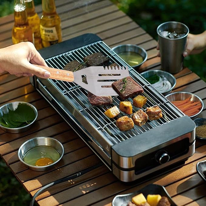 Artisanal Wood-Handled BBQ Set - Robust Stainless Steel Spatula, Fork & Tongs | Stylish Family Gathering Outdoor Camping Grill Tools