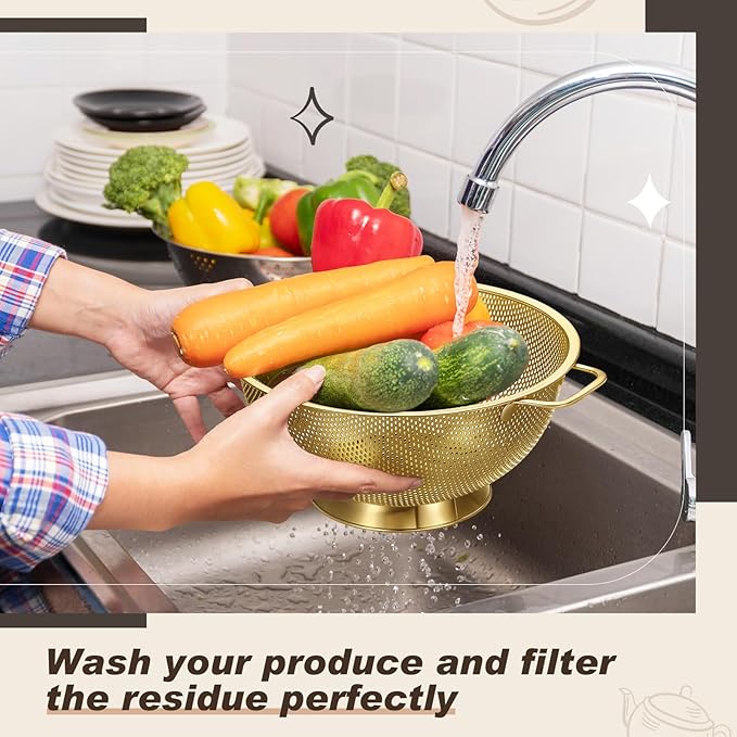 Baderke 7 Pcs Gold Kitchen Accessories Includes Stainless Steel Colander with Handles, 3 Gold Mixing Bowls with Airtight Lids and 3 Fine Mesh Strainer (Colander: 5 Qt, Mixing Bowls: 1.5/2/3 Qt)