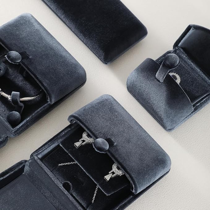 Velvet Bracelet Box，Ceremony Gift Boxes for Jewelry Display，Bracelets Holder for Women，Men Valentine Gifts Case (Grey)