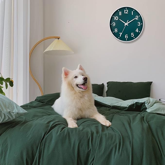 HZDHCLH Green Wall Clocks Battery Operated,12 inch Silent Non Ticking Modern Wall Clock for Living Room Bedroom Kitchen Office Classroom Decor