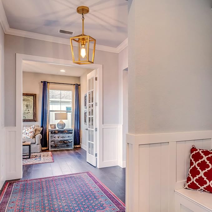 SGLfarmty 1-Light Gold Pendant Light, Farmhouse Cage Pendant Lighting Fixture for Kitchen Island, Lantern Pendant Lights Brass Finish with Glass, Modern Geometric Hanging Light for Foyer, Entryway